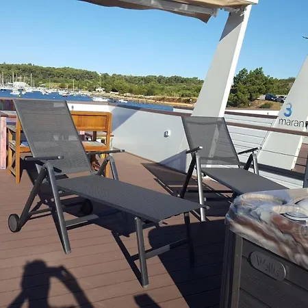 House Boat - Floating House Astrid